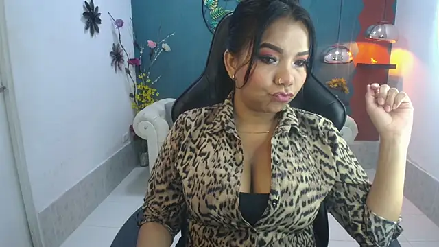 Elizabeth Suan  online show from 17, 3, 2026