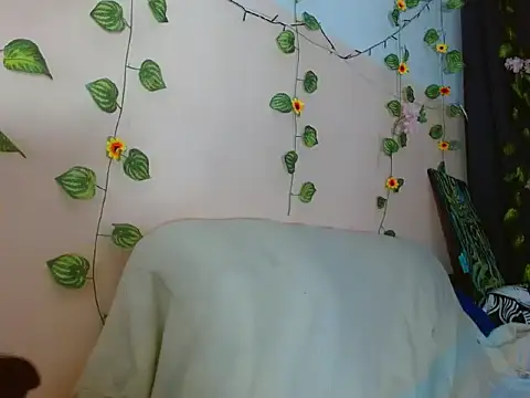 powderblu69 online show from 14, 4, 2026