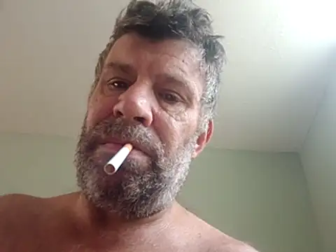 Snapshot of stud2512 chatting on 5, 7, 2026 stud2512 online show from 5, 7, 2026
