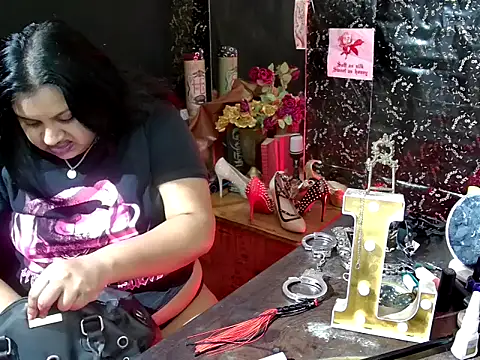 MistressMileenaMiami online show from 13, 7, 2026