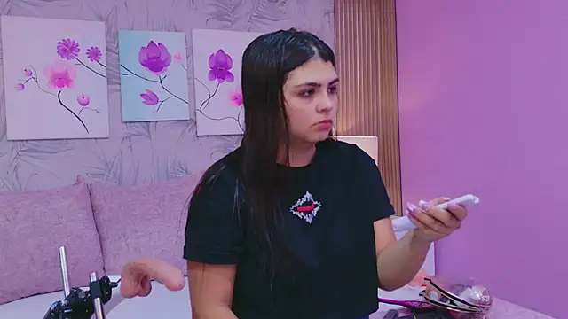 EmmaLeens online show from 14, 4, 2026