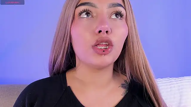 NinaAngel6 online show from 7, 3, 2026