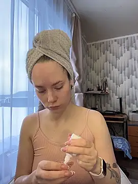 DivaAurum online show from 16, 3, 2026