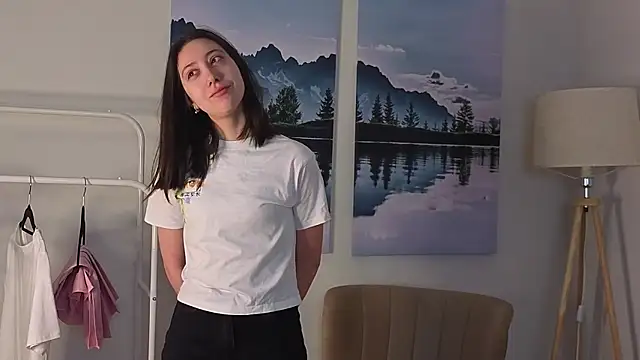 Snapshot of DoraWhitrock chatting on 27, 2, 2026 DoraWhitrock online show from 27, 2, 2026