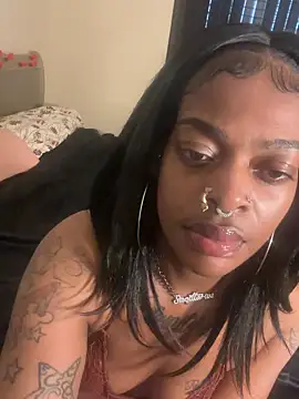 Snapshot of wavywavy12 chatting on 23, 2, 2026 wavywavy12 online show from 23, 2, 2026