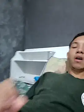 Gustavo063safado online show from 25, 2, 2026