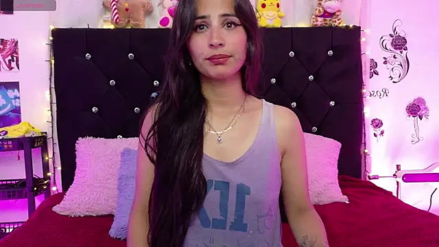 Snapshot of rose_sexy_smiley chatting on 23, 2, 2026 rose sexy smiley online show from 23, 2, 2026