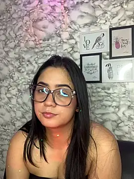 Snapshot of Miss_Escarlett chatting on 25, 2, 2026 Miss Escarlett online show from 25, 2, 2026