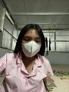 Snapshot of Rio-cute chatting on 8, 5, 2026 Rio-cute online show from 8, 5, 2026