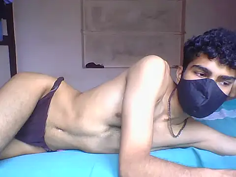 NikhilN247913 online show from 27, 2, 2026