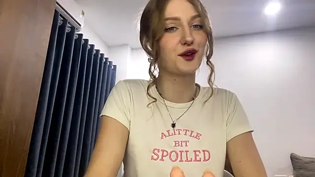 HotCheeseCake online show from 28, 2, 2026