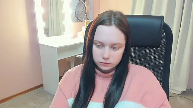 Snapshot of LynnaNull chatting on 23, 2, 2026 LynnaNull online show from 23, 2, 2026