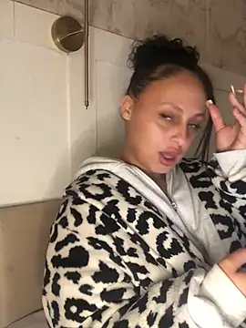 mayawesttt online show from 15, 4, 2026