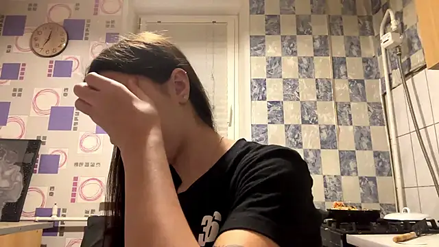 TyraMagna online show from 23, 2, 2026