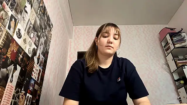 Snapshot of JanineThielman chatting on 25, 6, 2026 JanineThielman online show from 25, 6, 2026