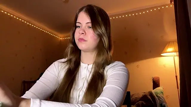 Amy Maev online show from 7, 3, 2026