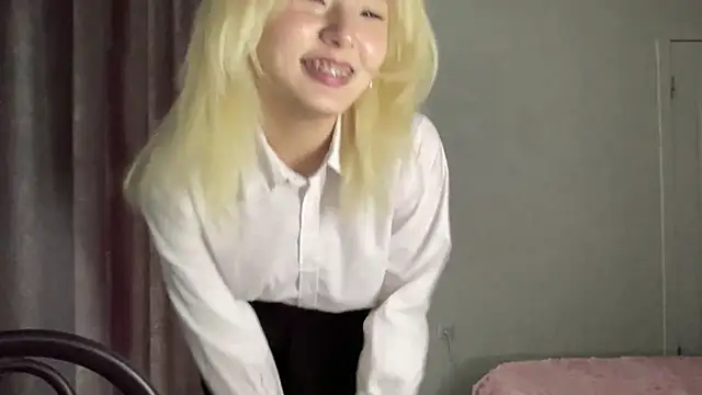 minnie joy online show from 25, 2, 2026