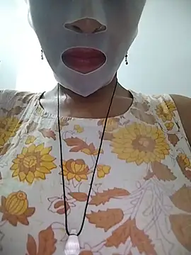 Snapshot of Saniya_Gi chatting on 8, 7, 2026 Saniya Gi online show from 8, 7, 2026