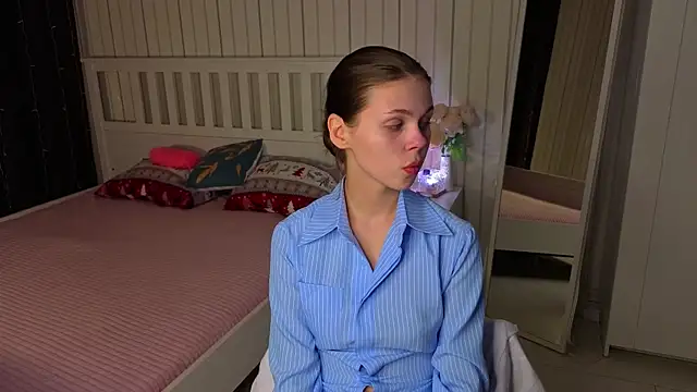 EarthaLevra online show from 26, 3, 2026