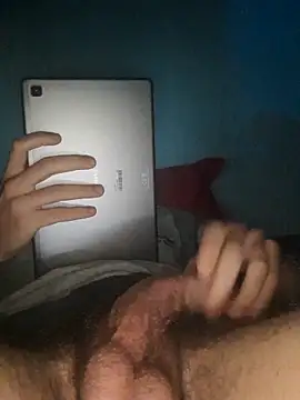 ilcazzone32 online show from 15, 4, 2026