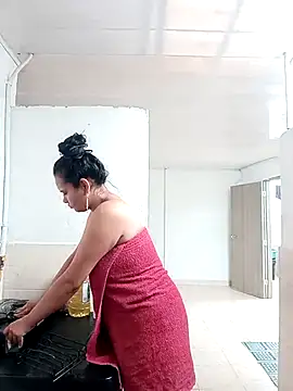 Emily Rouse23 online show from 28, 3, 2026