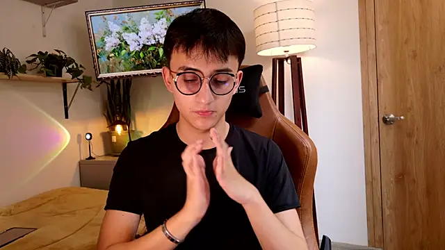 Sr evann online show from 5, 3, 2026