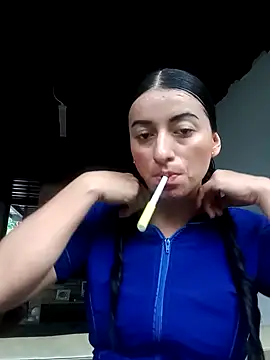 Snapshot of karolaybeba chatting on 22, 5, 2026 karolaybeba online show from 22, 5, 2026