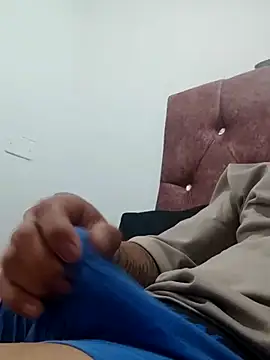 Snapshot of Andcas041 chatting on 23, 2, 2026 Andcas041 online show from 23, 2, 2026