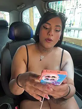 Nahomy firee online show from 10, 4, 2026