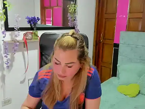 Snapshot of Julieta_star_ chatting on 29, 3, 2026 Julieta star online show from 29, 3, 2026