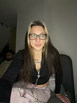Snapshot of nunezlucx chatting on 29, 3, 2026 nunezlucx online show from 29, 3, 2026