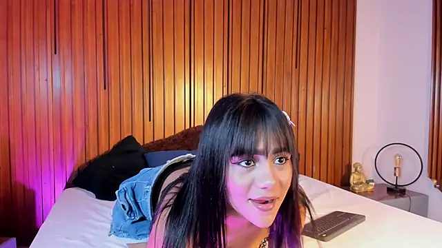 Laila-Miller online show from 7, 3, 2026