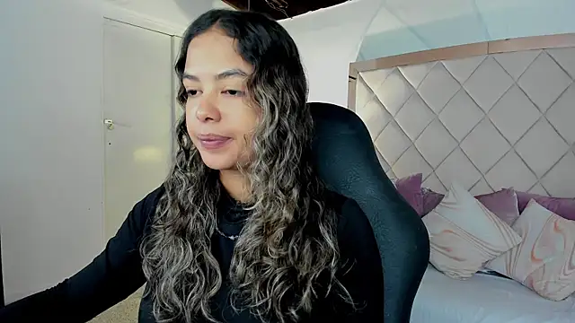 dulce lyraa1 online show from 27, 2, 2026