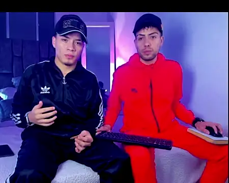 alex and christhoper online show from 28, 2, 2026