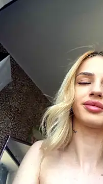 Snapshot of elektra_star chatting on 8, 7, 2026 elektra star online show from 8, 7, 2026
