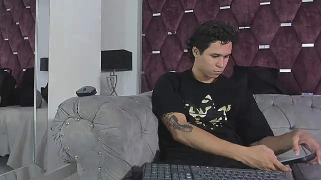 TonyBenedetti online show from 21, 7, 2026