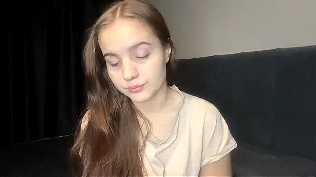 Snapshot of LowriseZiziphus chatting on 3, 3, 2026 LowriseZiziphus online show from 3, 3, 2026