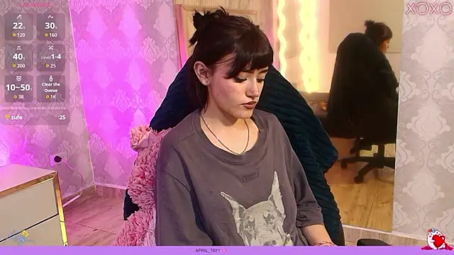 Cloee tay1 online show from 15, 3, 2026