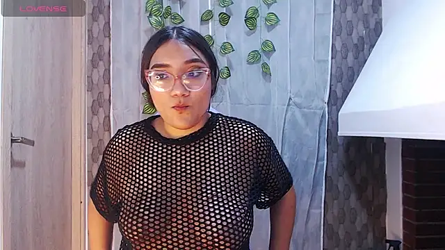 anyela donecm online show from 31, 3, 2026