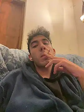 andri020292 online show from 3, 3, 2026