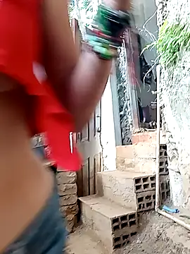 yuliitza4 online show from 28, 3, 2026