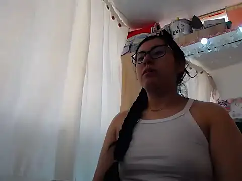 Snapshot of Marian_ballesteros chatting on 27, 4, 2026 Marian ballesteros online show from 27, 4, 2026
