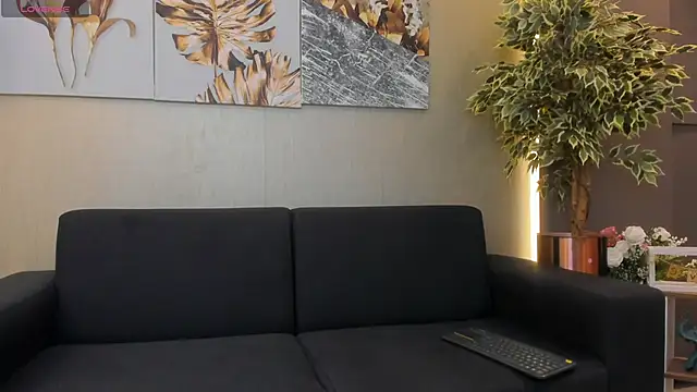 ValentinaaMilan online show from 30, 3, 2026