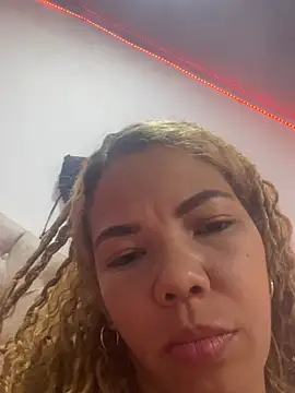 Crespita Hot23 online show from 25, 2, 2026