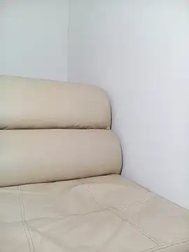 TinnaPeyton online show from 2, 3, 2026