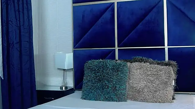 AmberDiamont online show from 8, 4, 2026