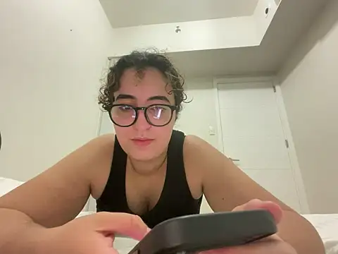 yassiestar online show from 30, 3, 2026