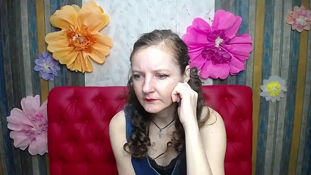 MeganPirs online show from 7, 4, 2026