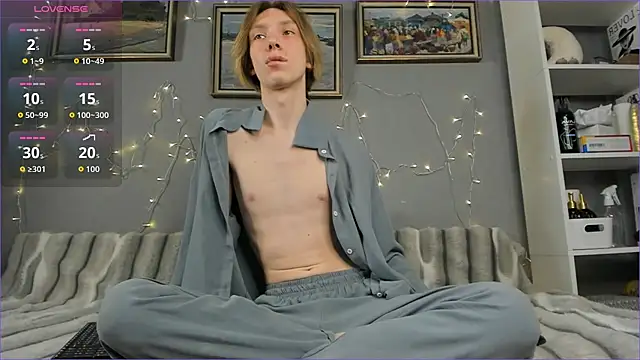 SilverFeral online show from 7, 4, 2026