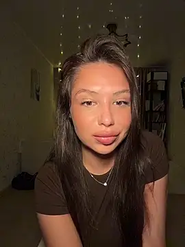 Fragile Tease online show from 21, 3, 2026